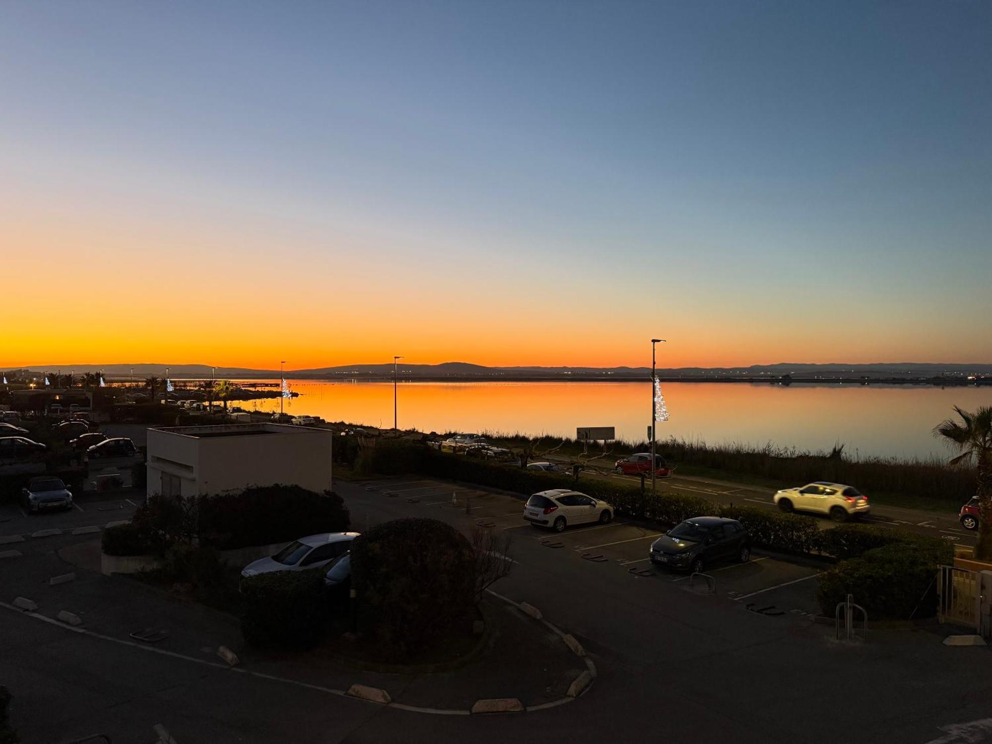 Appt Renove Palavas - 4 Personnes - Vue Mer - Parking - Rive Droite Exterior foto