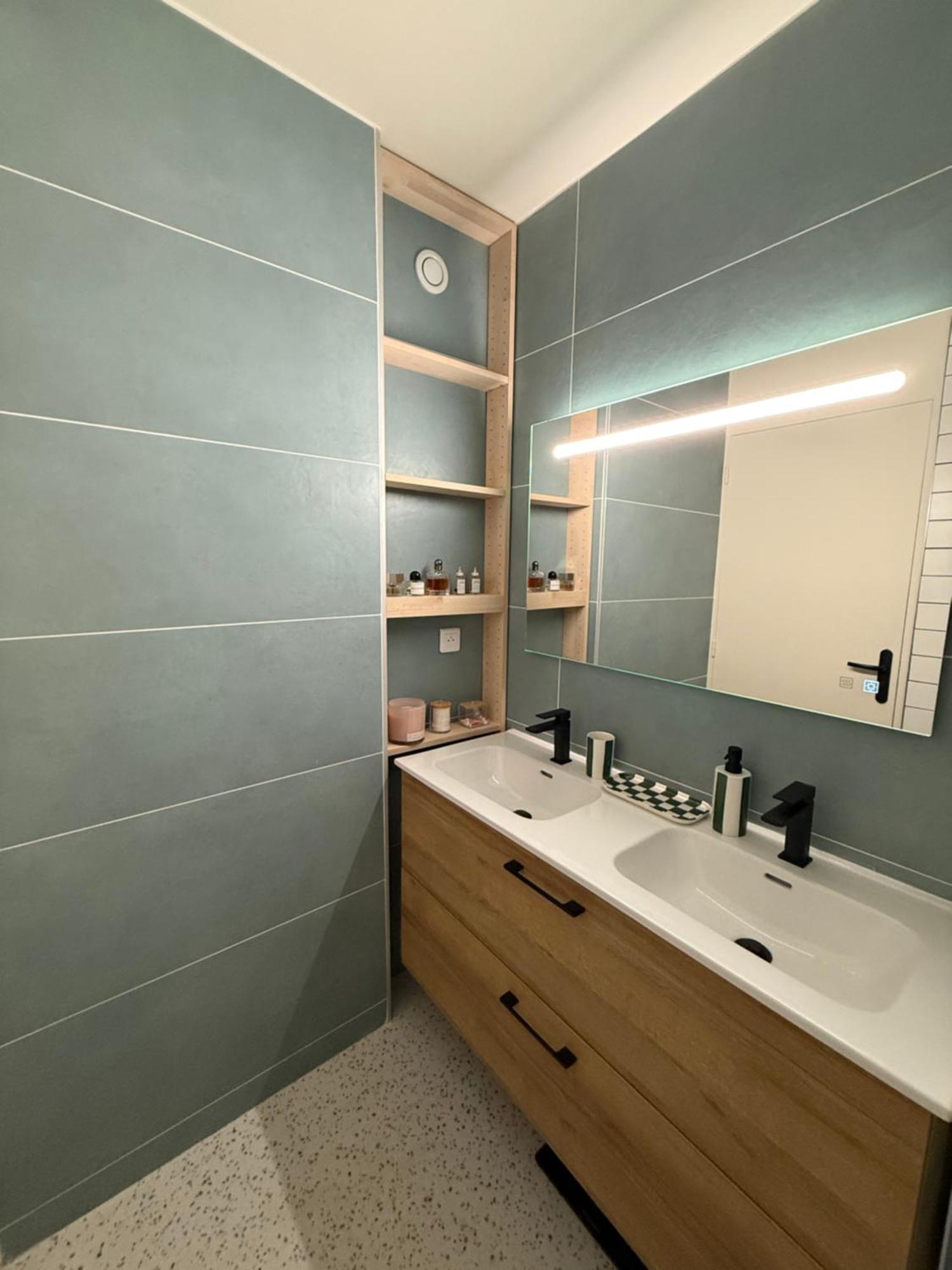 Appt Renove Palavas - 4 Personnes - Vue Mer - Parking - Rive Droite Exterior foto