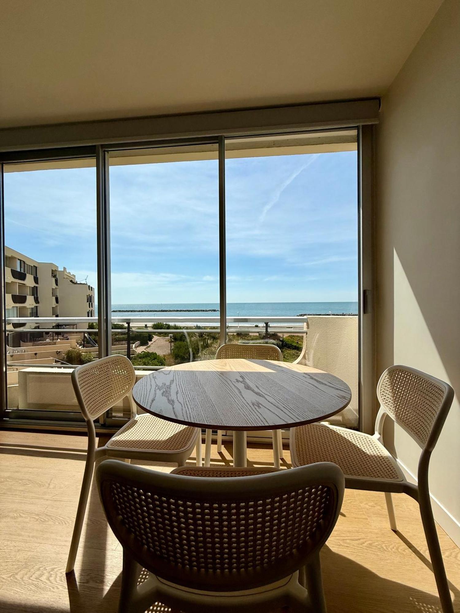 Appt Renove Palavas - 4 Personnes - Vue Mer - Parking - Rive Droite Exterior foto