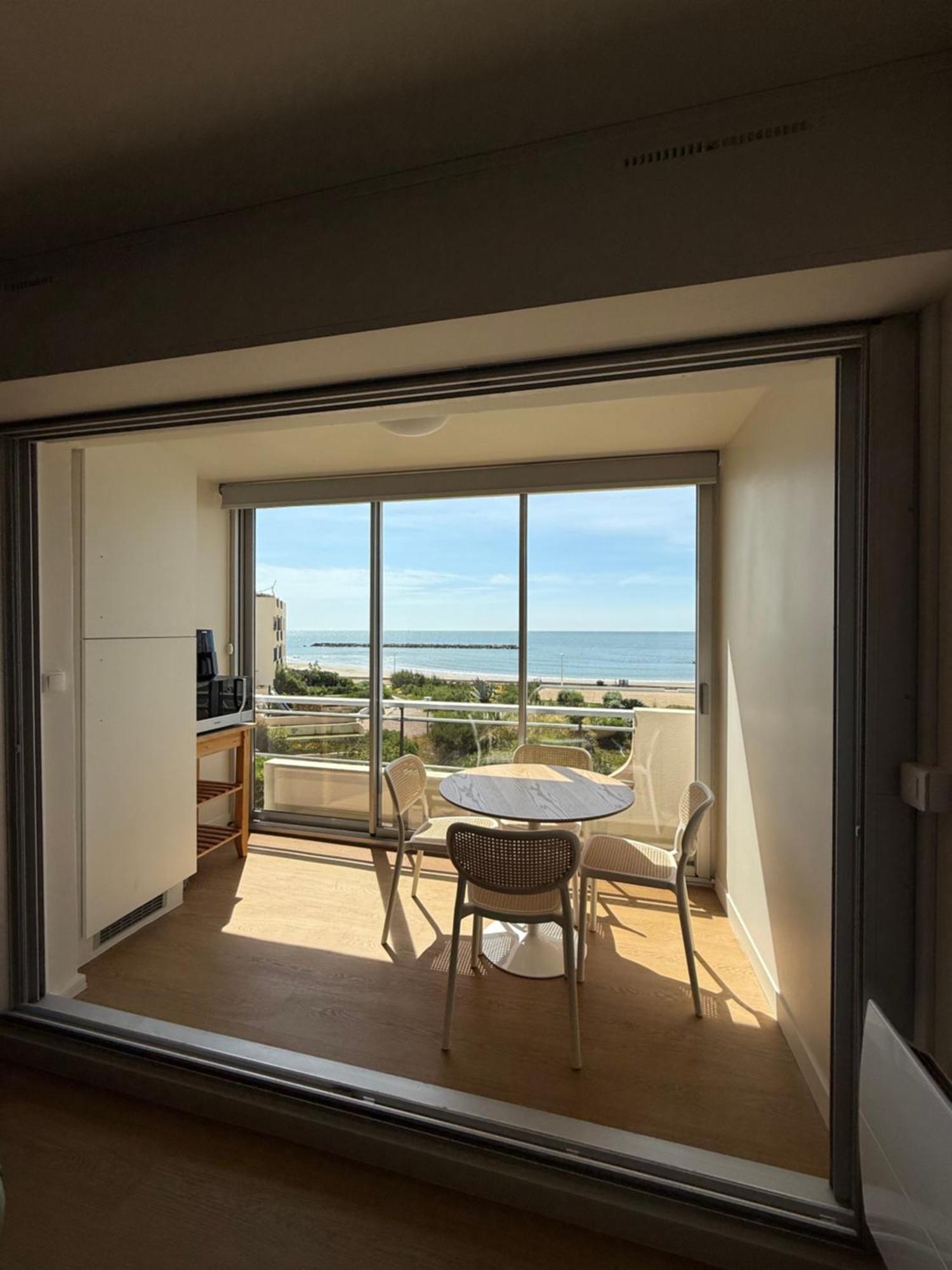 Appt Renove Palavas - 4 Personnes - Vue Mer - Parking - Rive Droite Exterior foto